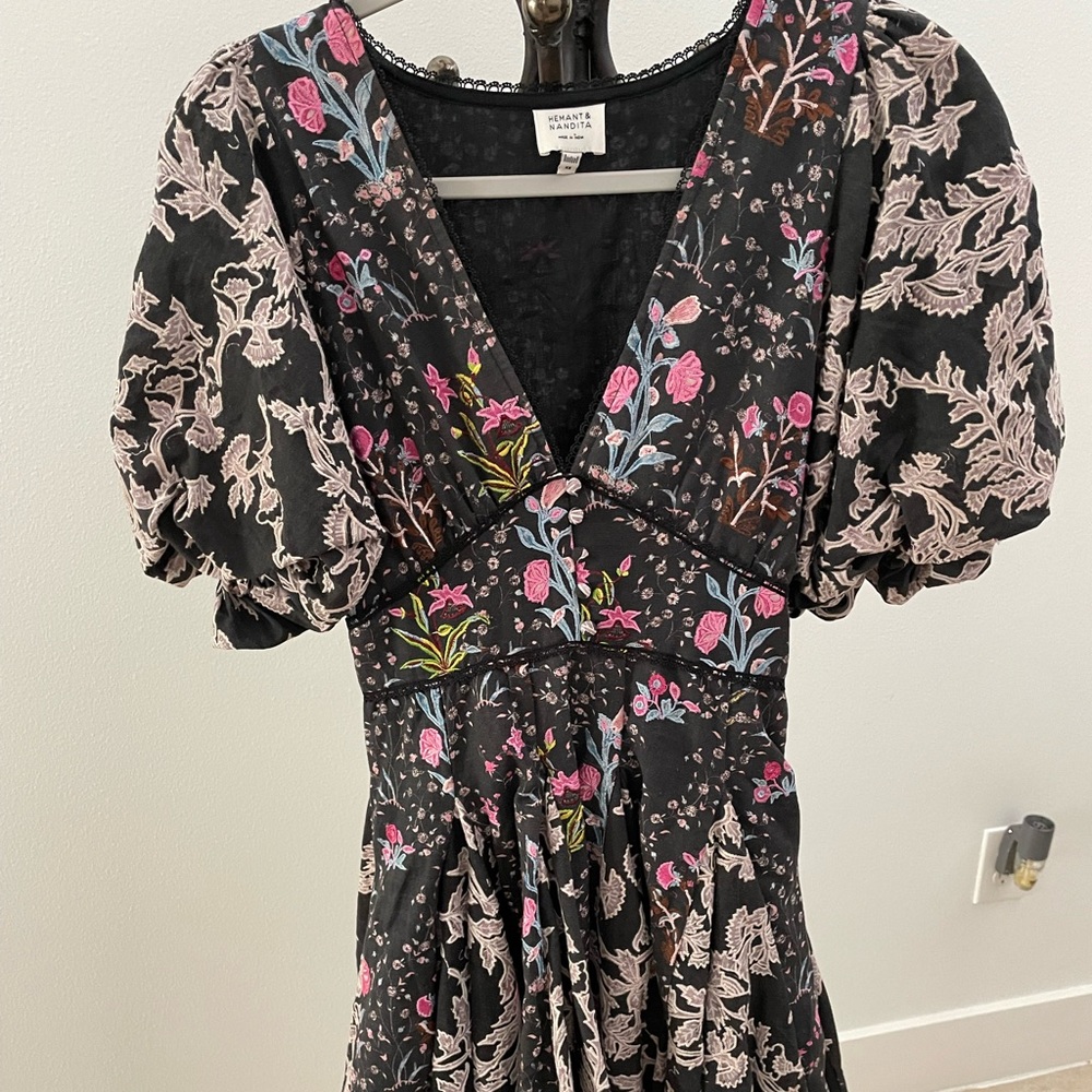 HEMAN & NANDITA mini dress, XS, black with flowers